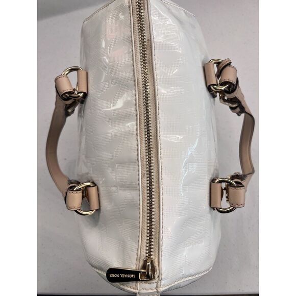 MICHAEL KORS Jet Set White Signature Boston Bag Authenticated Rare Patent Design - Picture 7 of 16